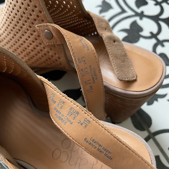 Franco Sarto leather heels size 7.5 - Picture 3 of 7